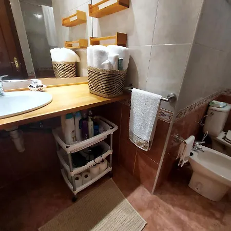 Soleado Piso Con Garaje Y Piscina A 8' Centro 公寓 *