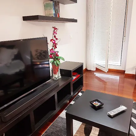 Soleado Piso Con Garaje Y Piscina A 8' Centro Апартаменты *