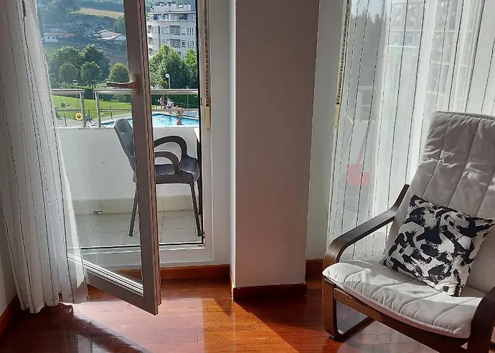 Soleado Piso Con Garaje Y Piscina A 8' Centro