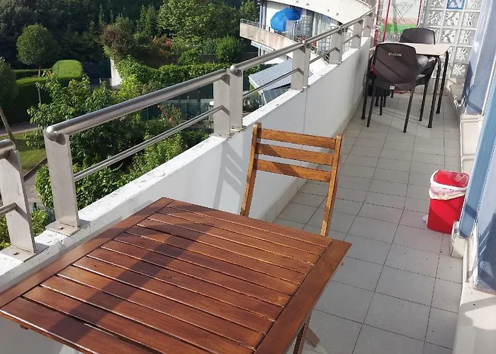 Soleado Piso Con Garaje Y Piscina A 8' Centro *